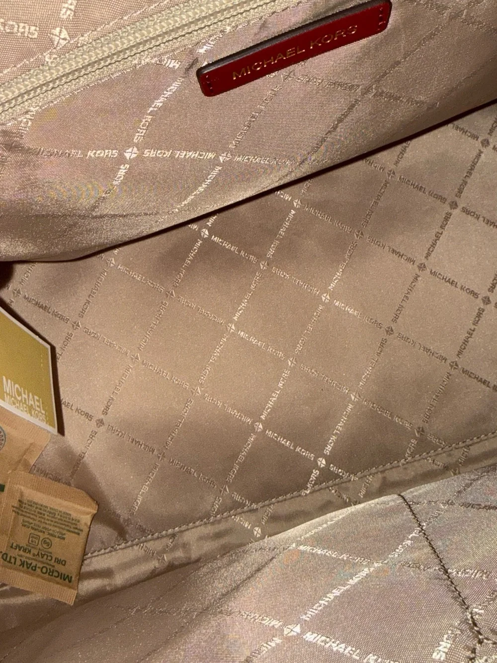 Michael Kors Jet Set Travel Extra-Large Weekender Bag